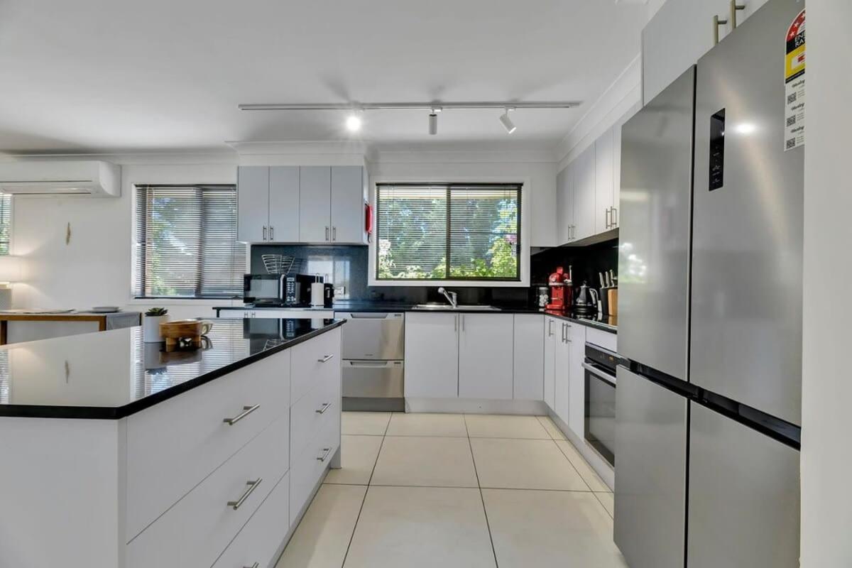 Narambla Estate - Rural Retreat, Luxe Hideaway Holiday home *
